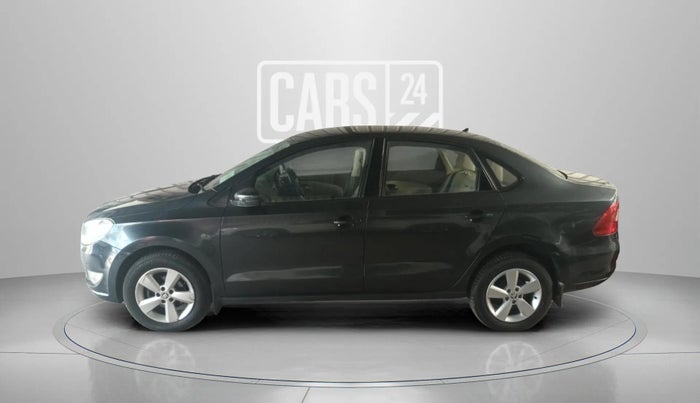 2016 Skoda Rapid 1.6 MPI STYLE PLUS AT, Petrol, Automatic, 64,845 km, Left Side