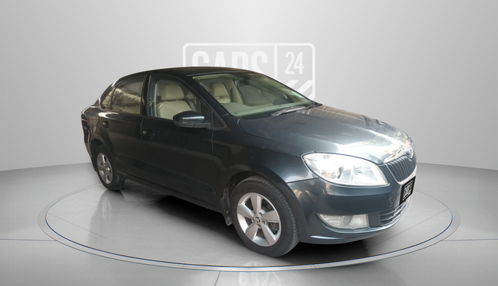 2016 Skoda Rapid 1.6 MPI STYLE PLUS AT, Petrol, Automatic, 64,845 km, SRP