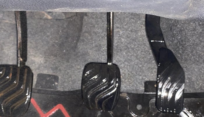 2016 Renault Kwid RXT 1.0, Petrol, Manual, 65,284 km, Pedals