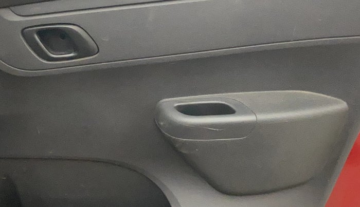 2016 Renault Kwid RXT 1.0, Petrol, Manual, 65,284 km, Driver Side Door Panels Control