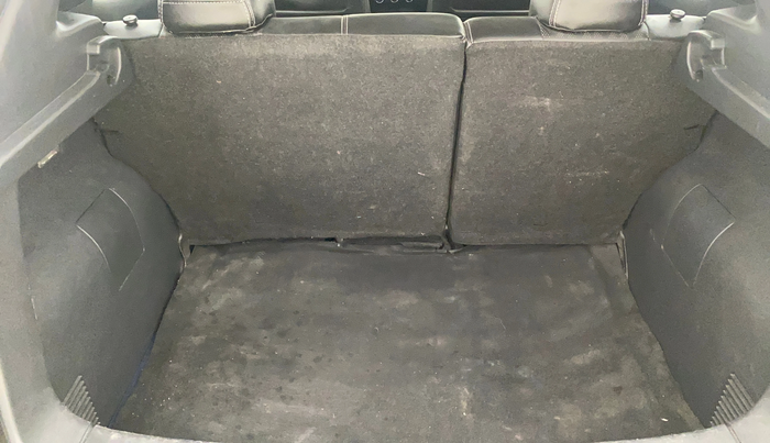 2021 Nissan MAGNITE XV PREMIUM, Petrol, Manual, 18,857 km, Boot Inside