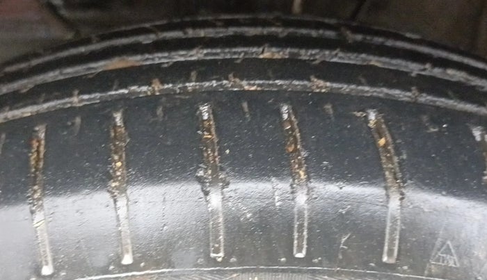 2022 Toyota Glanza S AMT, Petrol, Automatic, 55,454 km, Left Front Tyre Tread