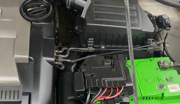 2013 Volkswagen Polo HIGHLINE DIESEL, Diesel, Manual, 88,482 km, Engine View - Left