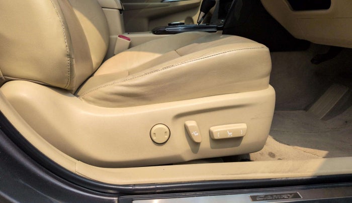 2016 Toyota Camry HYBRID, Hybrid, Automatic, 23,698 km, Driver Side Adjustment Panel