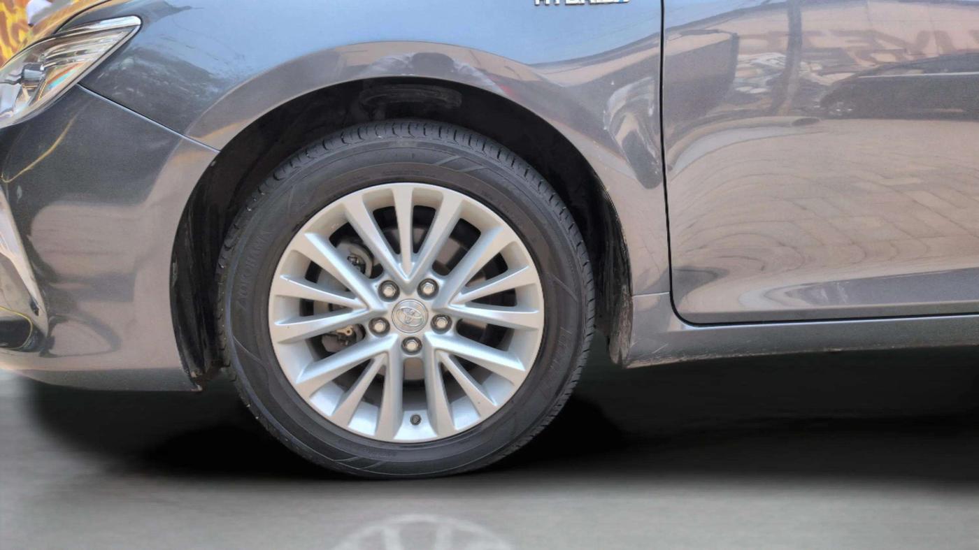 2016 Toyota Camry HYBRID, Hybrid, Automatic, 23,698 km, Left Front Wheel
