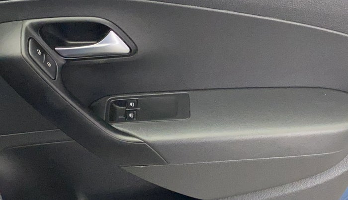 2016 Volkswagen Ameo TRENDLINE 1.2L, Petrol, Manual, 51,284 km, Driver Side Door Panels Control