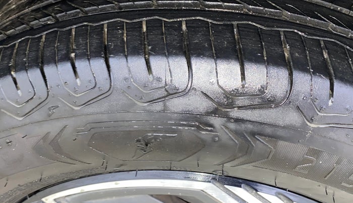 2024 Tata NEXON CREATIVE + 1.2 PETROL, Petrol, Manual, 24,851 km, Right Front Tyre Tread