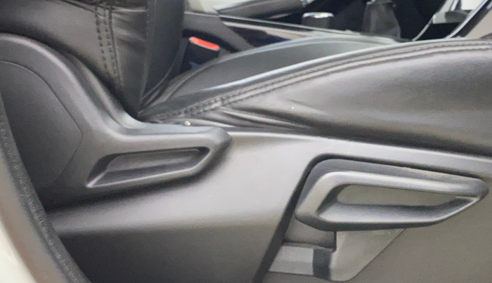 2024 Tata NEXON CREATIVE + 1.2 PETROL, Petrol, Manual, 24,851 km, Driver Side Adjustment Panel