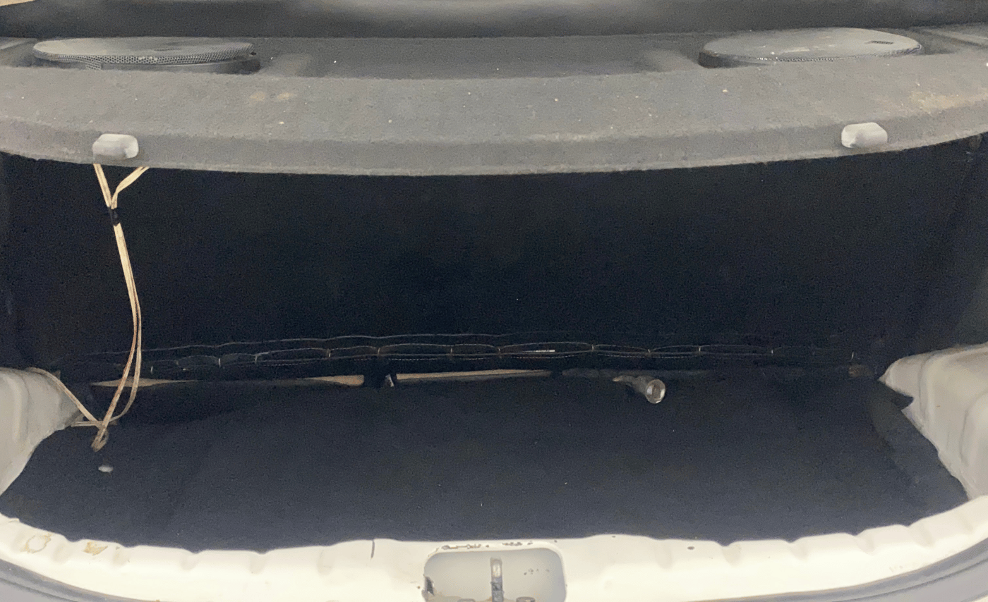 2017 Hyundai Eon MAGNA +, Petrol, Manual, 62,400 km, Boot Inside
