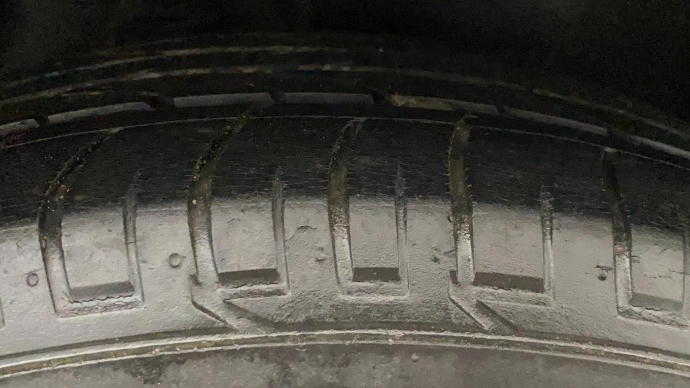 2019 Hyundai Creta SX AT 1.6 PETROL, Petrol, Automatic, 42,026 km, Right Rear Tyre Tread