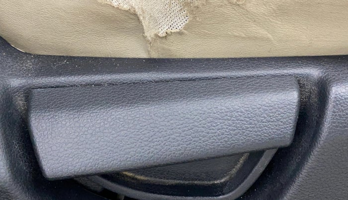 2018 Hyundai NEW SANTRO SPORTZ MT, Petrol, Manual, 29,973 km, Driver Side Adjustment Panel