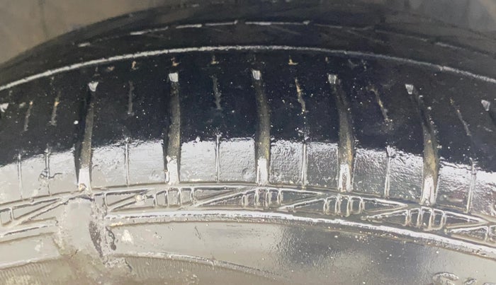 2016 Honda Jazz 1.2L I-VTEC V AT, Petrol, Automatic, 78,018 km, Right Front Tyre Tread