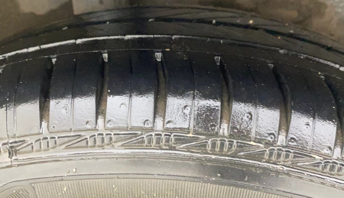 2016 Honda Jazz 1.2L I-VTEC V AT, Petrol, Automatic, 78,018 km, Right Rear Tyre Tread