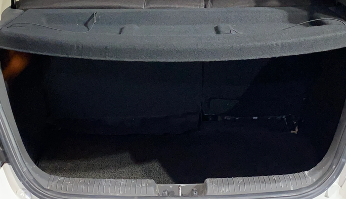 2013 Hyundai i20 ASTA 1.4 CRDI, Diesel, Manual, 1,10,731 km, Boot Inside