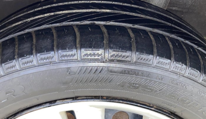 2015 Honda City 1.5L I-VTEC SV CVT, Petrol, Automatic, 69,844 km, Left Rear Tyre Tread