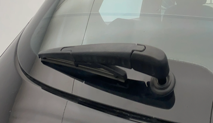 2022 Renault Kiger RXT (O) MT, Petrol, Manual, 27,994 km, Rear Wiper