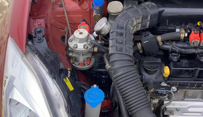 2021 Maruti Dzire VXI, CNG, Manual, 1,09,648 km, Engine View - Right