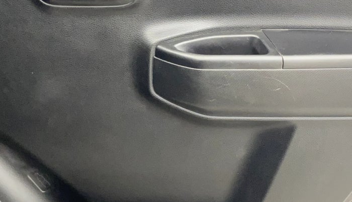 2022 Maruti S PRESSO VXI+, Petrol, Manual, 29,756 km, Driver Side Door Panels Control