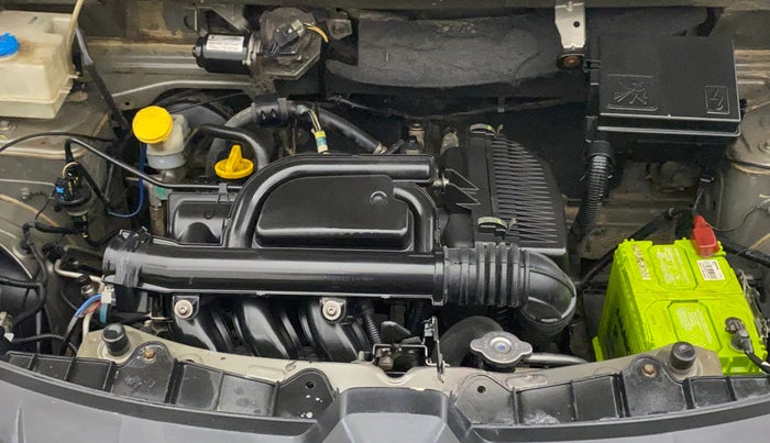 2016 Renault Kwid RXT 0.8, Petrol, Manual, 85,151 km, Engine View