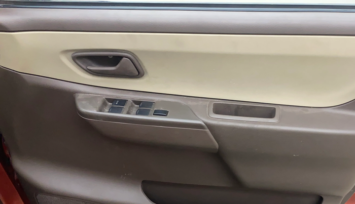 2012 Maruti Zen Estilo VXI, Petrol, Manual, 64,294 km, Driver Side Door Panels Control