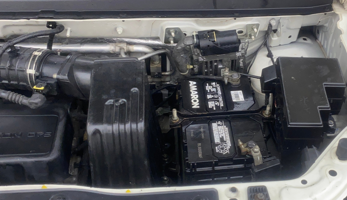 2018 Mahindra KUV 100 NXT K6+ D 6 STR, Diesel, Manual, 53,075 km, Engine View - Left