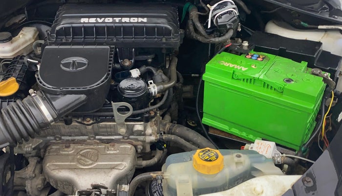 2016 Tata Tiago XT PETROL, Petrol, Manual, 69,660 km, Engine View - Left