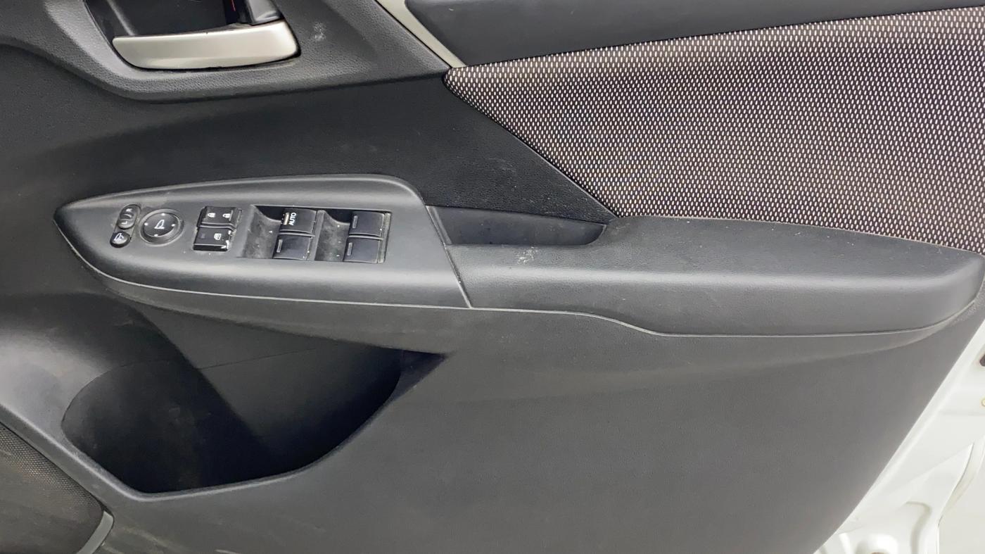 2017 Honda WR-V 1.2L I-VTEC VX MT, Petrol, Manual, 52,812 km, Driver Side Door Panels Control