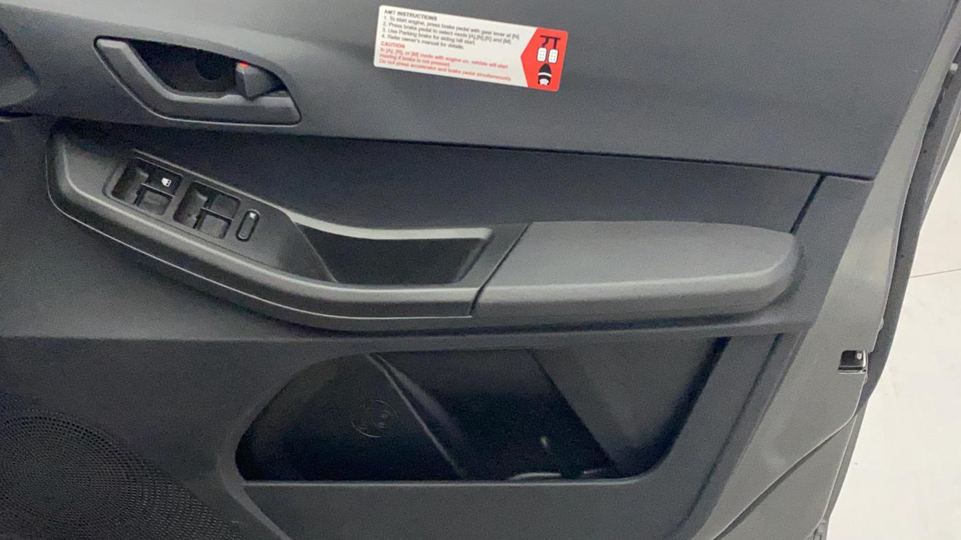 2024 Tata TIAGO NRG  NRG XZA CNG, CNG, Automatic, 16,952 km, Driver Side Door Panels Control
