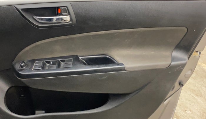 2014 Maruti Swift VDI, Diesel, Manual, 1,35,287 km, Driver Side Door Panels Control