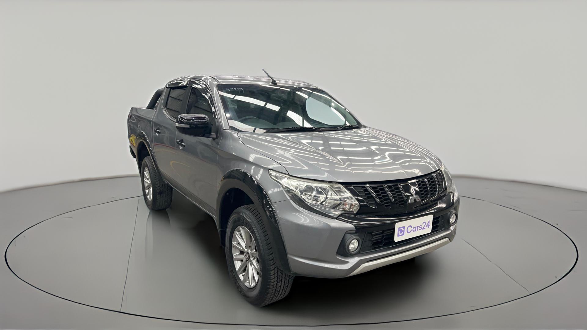 Mitsubishi Triton image