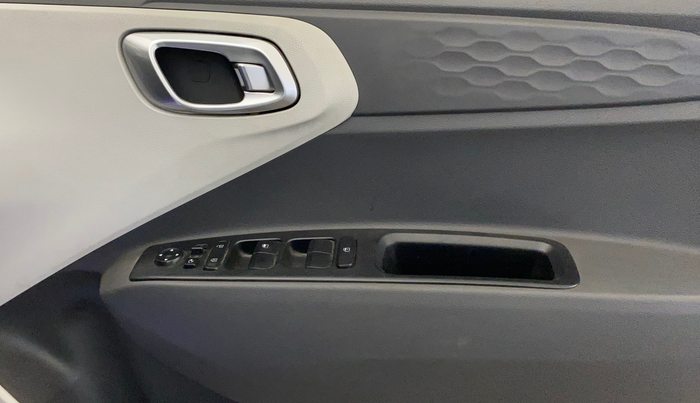 2022 Hyundai GRAND I10 NIOS SPORTZ 1.2 KAPPA VTVT, Petrol, Manual, 37,025 km, Driver Side Door Panels Control