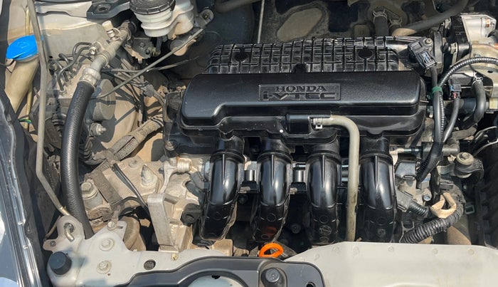 2015 Honda Brio VX AT, Petrol, Automatic, 80,015 km, Engine View - Right