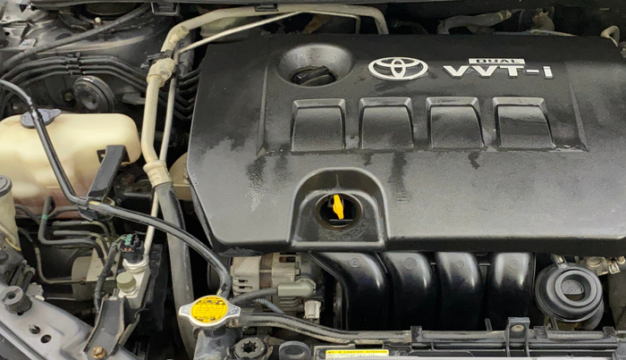 2014 Toyota Corolla Altis VL CVT PETROL, Petrol, Automatic, 1,32,528 km, Engine View - Right
