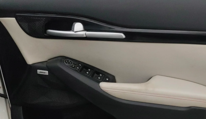 2019 KIA SELTOS GTX PLUS DCT 1.4 PETROL, Petrol, Automatic, 92,788 km, Driver Side Door Panels Control