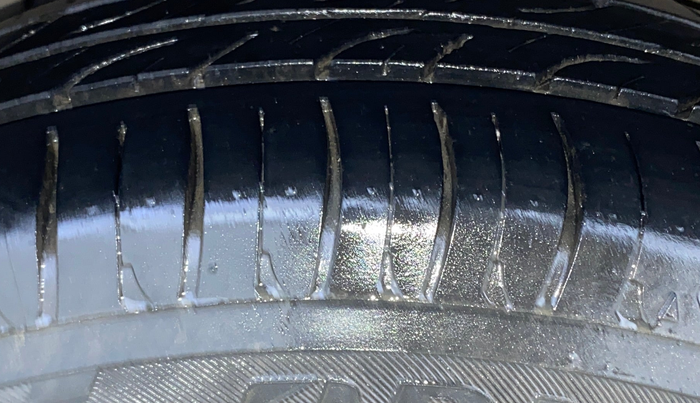 2016 Honda City 1.5L I-VTEC V MT, Petrol, Manual, 72,075 km, Right Rear Tyre Tread