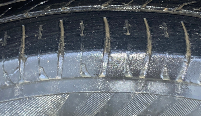 2016 Honda City 1.5L I-VTEC V MT, Petrol, Manual, 72,075 km, Left Front Tyre Tread