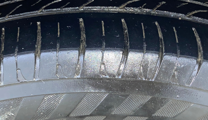 2016 Honda City 1.5L I-VTEC V MT, Petrol, Manual, 72,075 km, Right Front Tyre Tread