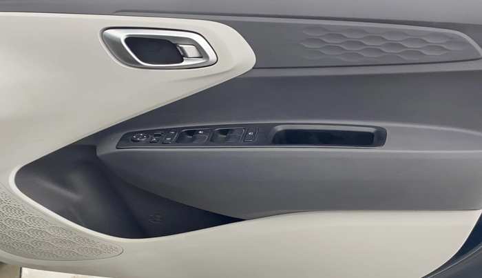 2022 Hyundai GRAND I10 NIOS SPORTZ 1.2 KAPPA VTVT, Petrol, Manual, 38,320 km, Driver Side Door Panels Control