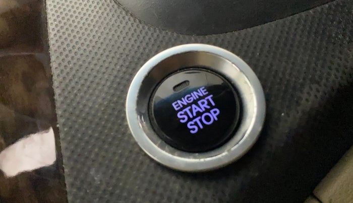 2015 Hyundai Verna FLUIDIC 4S 1.6 VTVT S(O), Petrol, Manual, 51,666 km, Keyless Start/ Stop Button