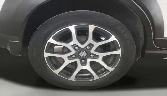 2023 Maruti XL6 ALPHA MT, Petrol, Manual, 59,959 km, Right Rear Wheel