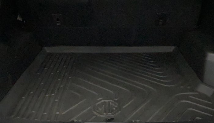 2020 MG HECTOR SHARP 1.5 DCT PETROL, Petrol, Automatic, 63,928 km, Boot Inside