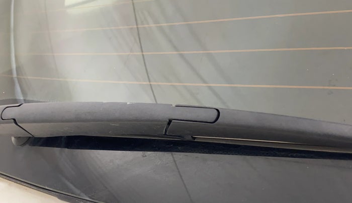 2021 MG HECTOR SHINE 1.5 PETROL TURBO CVT, Petrol, Automatic, 42,449 km, Rear Wiper