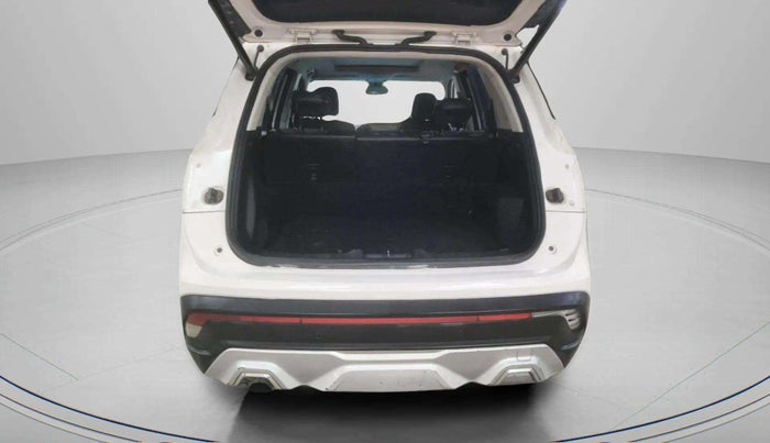 2020 MG HECTOR SHARP 1.5 DCT PETROL, Petrol, Automatic, 1,36,119 km, Boot Door Open