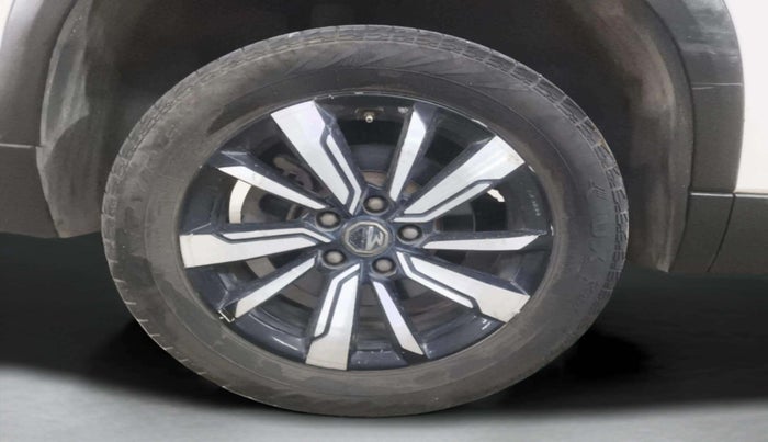 2020 MG HECTOR SHARP 1.5 DCT PETROL, Petrol, Automatic, 1,36,119 km, Right Rear Wheel