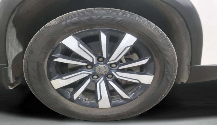 2020 MG HECTOR SHARP 1.5 DCT PETROL, Petrol, Automatic, 1,36,119 km, Right Front Wheel