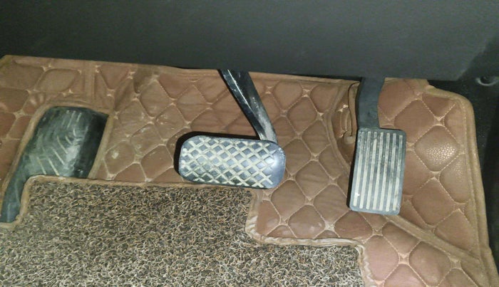 2020 MG HECTOR SHARP 1.5 DCT PETROL, Petrol, Automatic, 1,36,119 km, Pedals