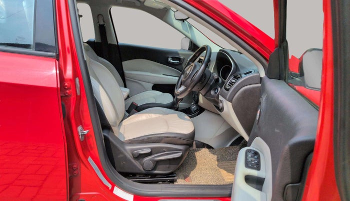 2018 Jeep Compass LIMITED 1.4 PETROL AT, Petrol, Automatic, 52,875 km, Right Side Front Door Cabin