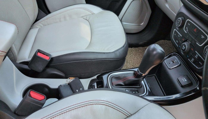 2018 Jeep Compass LIMITED 1.4 PETROL AT, Petrol, Automatic, 52,875 km, Gear Lever