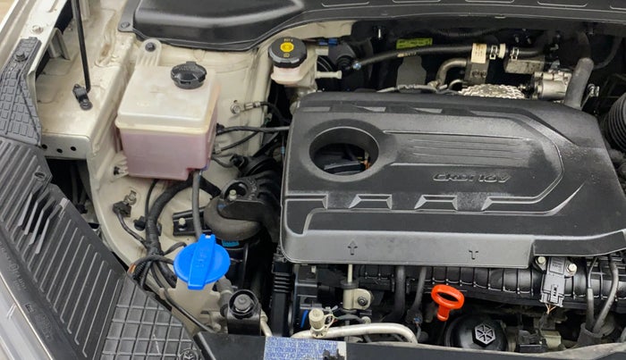 2022 Hyundai ALCAZAR PLATINUM(O) 6STR 1.5 AT, Diesel, Automatic, 65,325 km, Engine View - Right