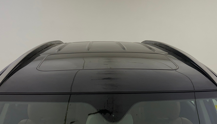 2021 Mahindra XUV500 W11 AT, Diesel, Automatic, 91,976 km, Moonroof/ Sunroof